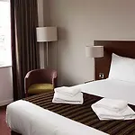 Leonardo Hotel