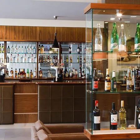 Hotel Leonardo 4*