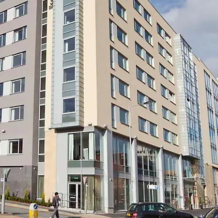 Leonardo Hotel 4*