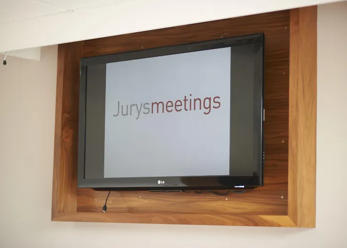 Leonardo 4* Bradford (West Yorkshire)